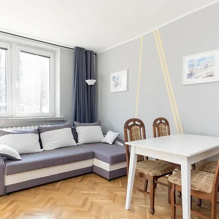 Wola Anielewicza Comfort By Bookinghost Daire